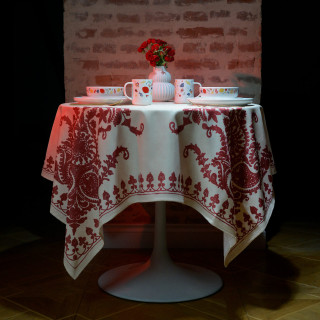 Tablecloth - Bagrationi - Beige/Red - Polyester, ზომა: 140 x 140 სმ, Material: Polyester
