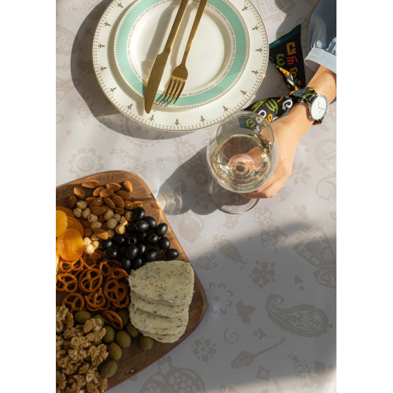 Tablecloth - Qimerioni - Beige, ზომა: 140 x 140 სმ, Material: Polyester, 3 image Tablecloth - Qimerioni - Beige, ზომა: 140 x 140 სმ, Material: Polyester, 3 image