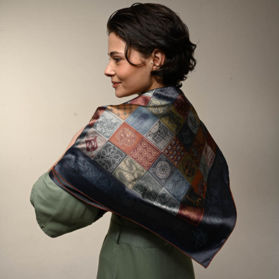 Geogian Scarf, 2 image