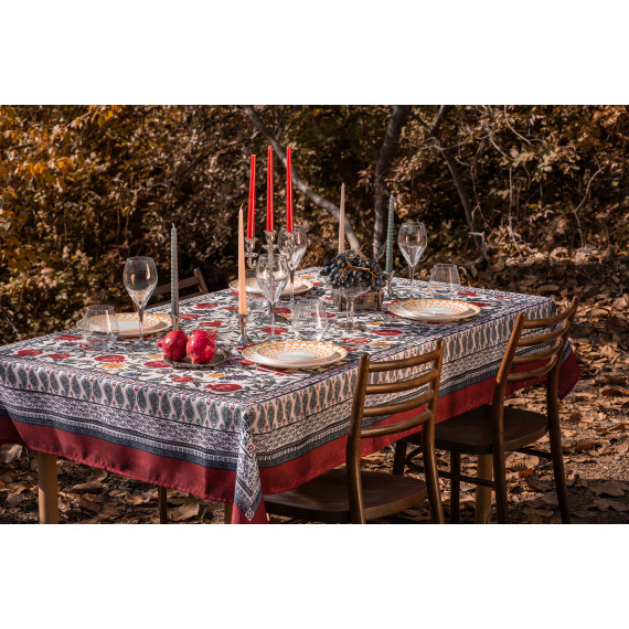 სუფრა - ბროწეულები - წითელი, ზომა: 140x140, 4 სურათი