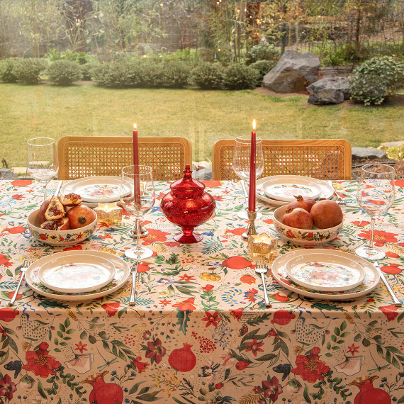 Tablecloth - Pomegranates garden - White, Material: Polyester, Size: 140x140